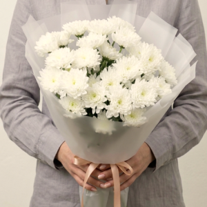White Chrysanthemum Bouquet – 5 Stems